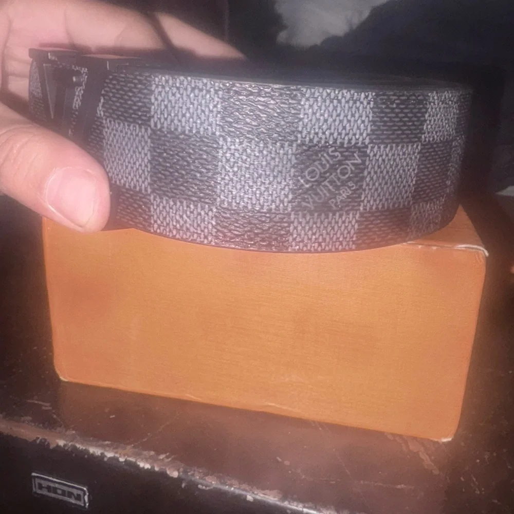 Louis Vuitton Damier Graphite Belt with Matte Black LV Buckle
